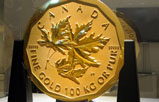 世界最大金币被高价拍卖 重100公斤